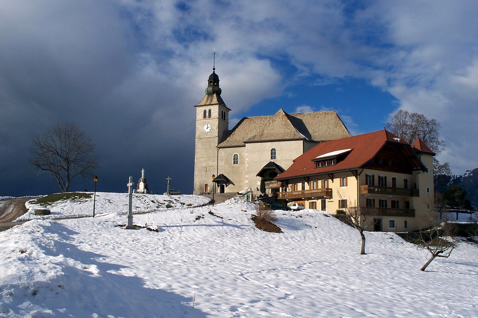 Mont Saxonnex — Alpine village in France