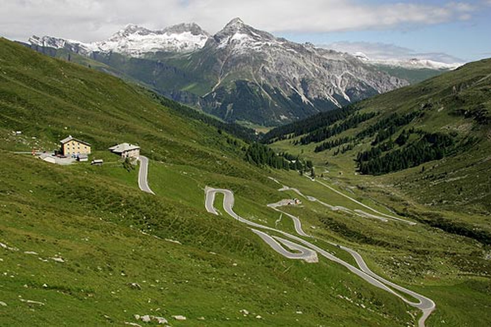 Splügen – Tambo — Alpine village in Switzerland