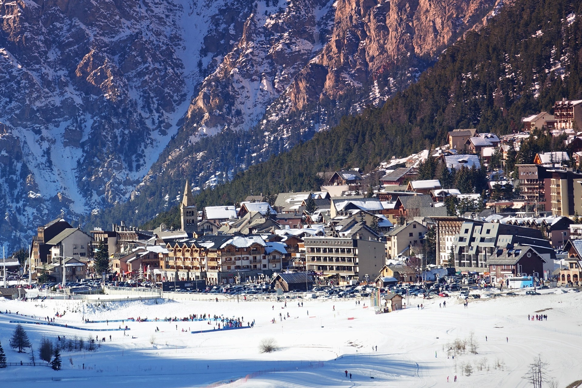 Montgenèvre — Alpine village in France