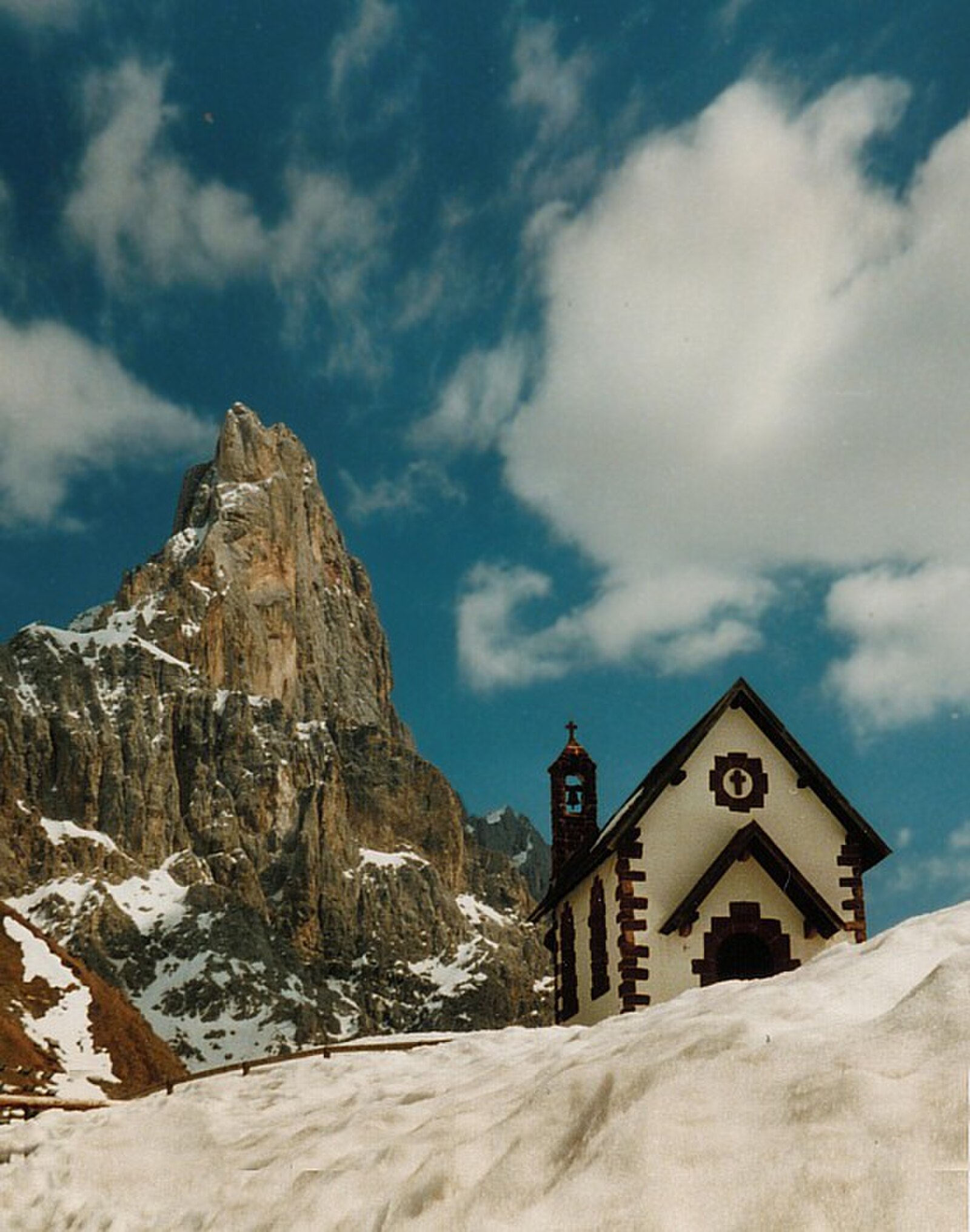 Passo Rolle ski area