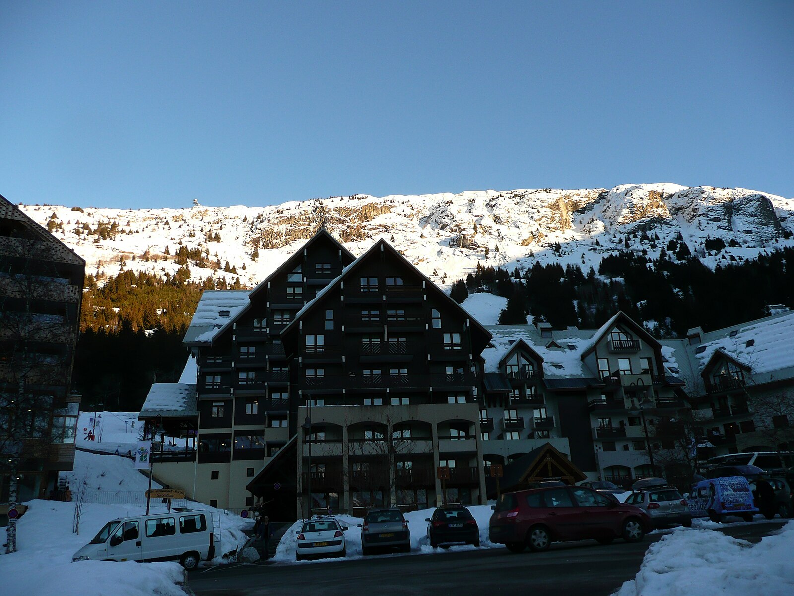 Oz — Alpine village in France