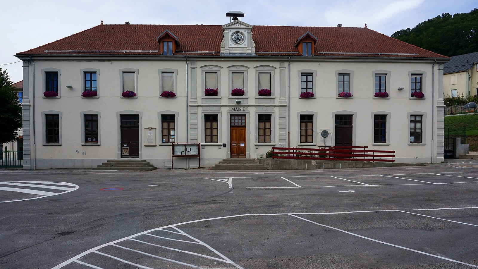 La Motte d'Aveillans, mountain village in France