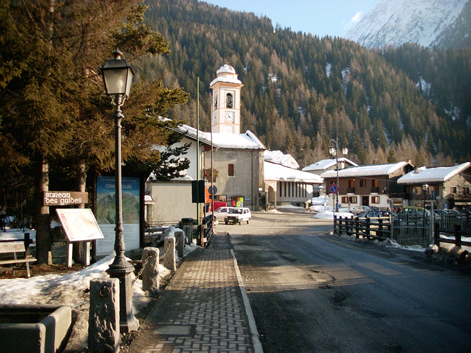 Champoluc — Alpine village in Italy