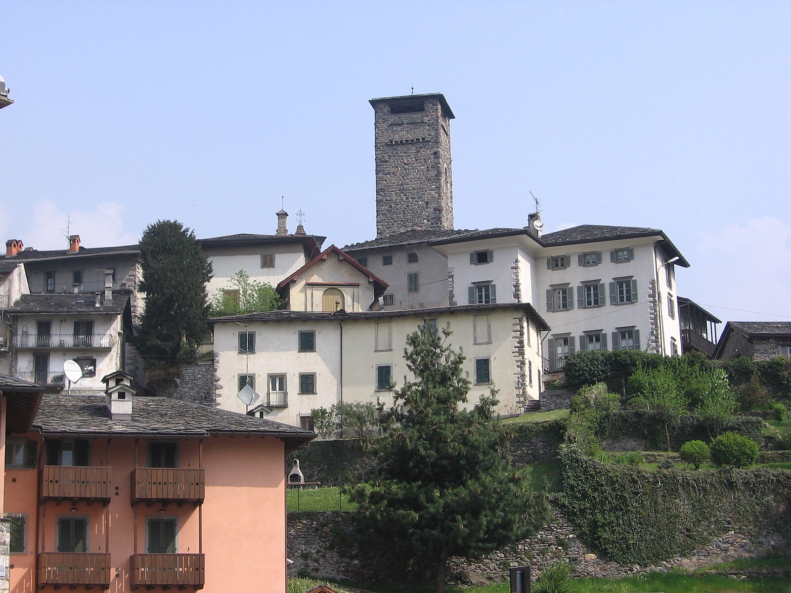 Spiazzi di Gromo — Alpine village in Italy