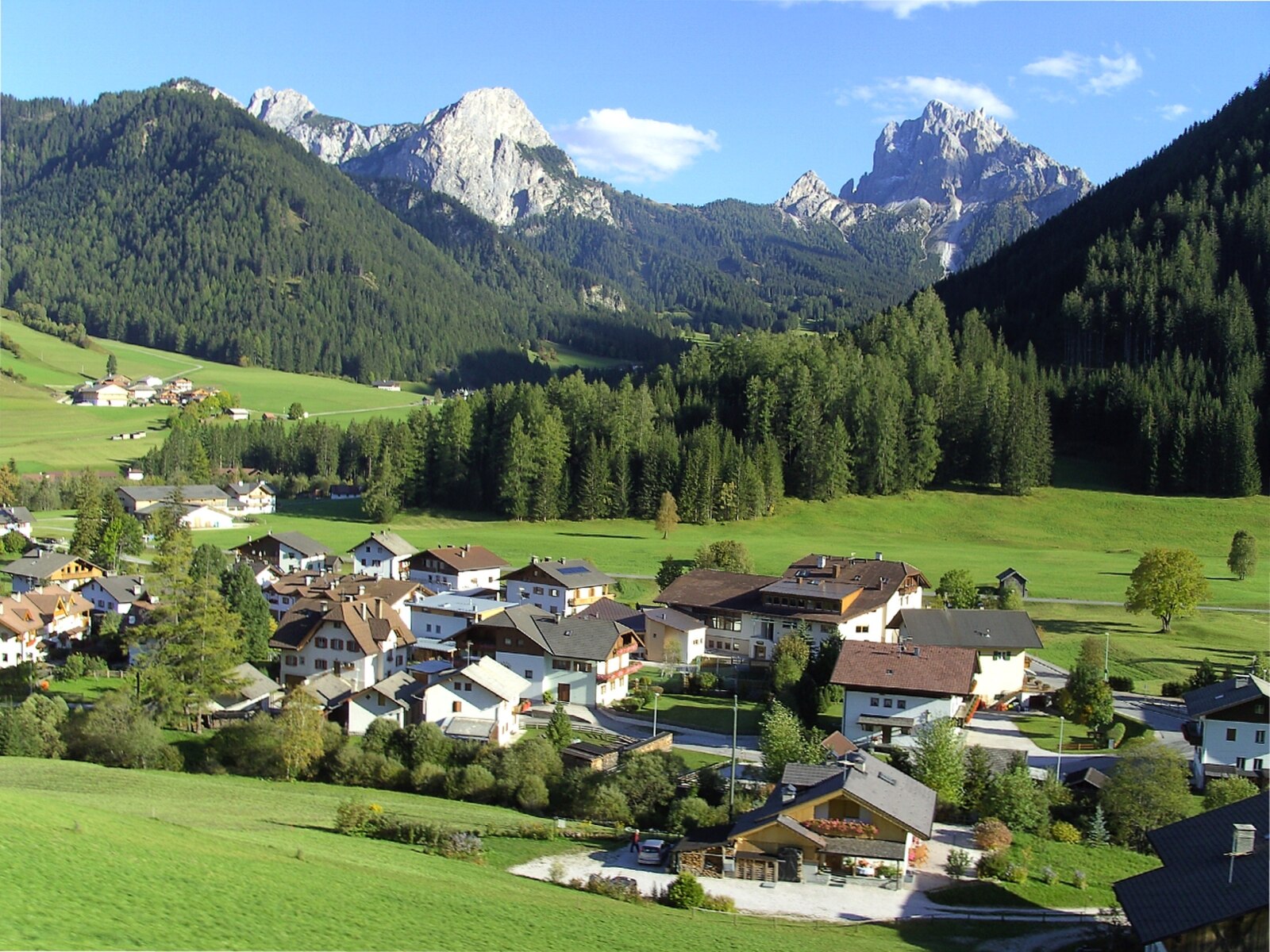Prags (Braies) — Alpine village in Italy