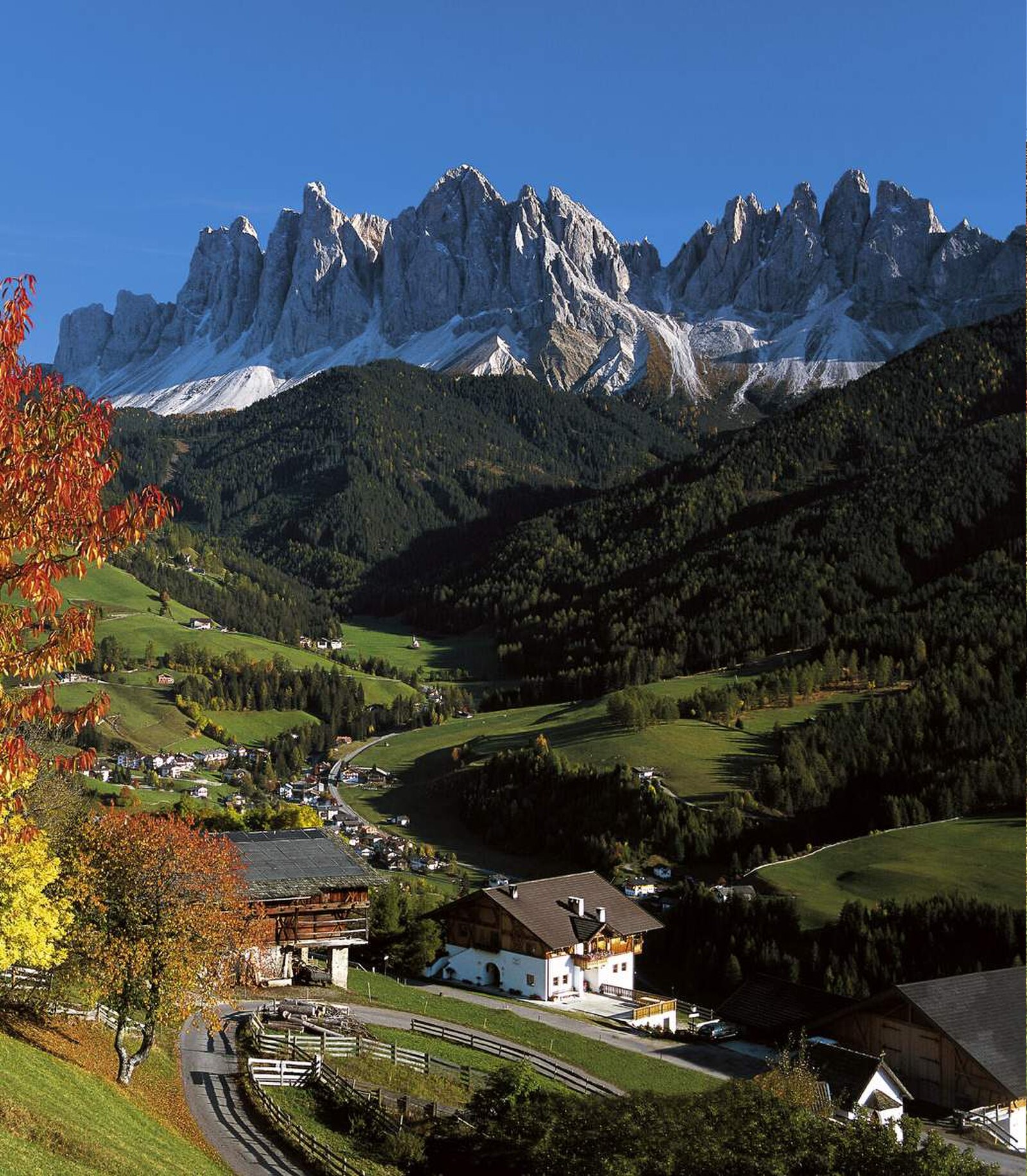 Funes (Villnöss) — Alpine village in Italy