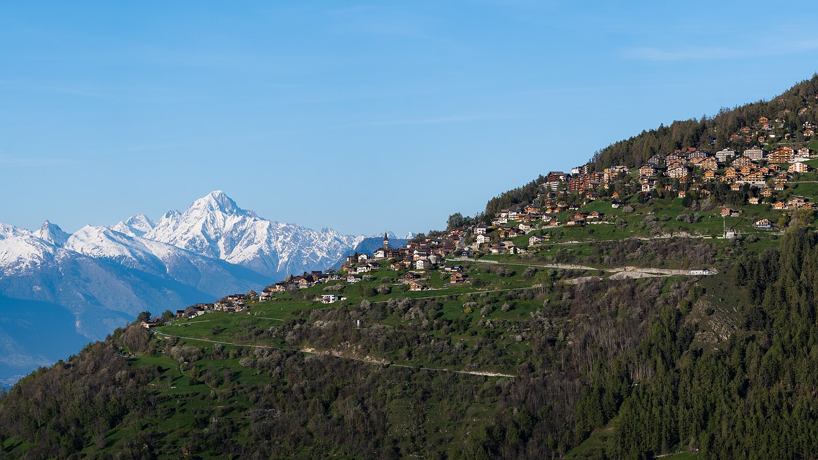 Veysonnaz — Alpine village in Switzerland