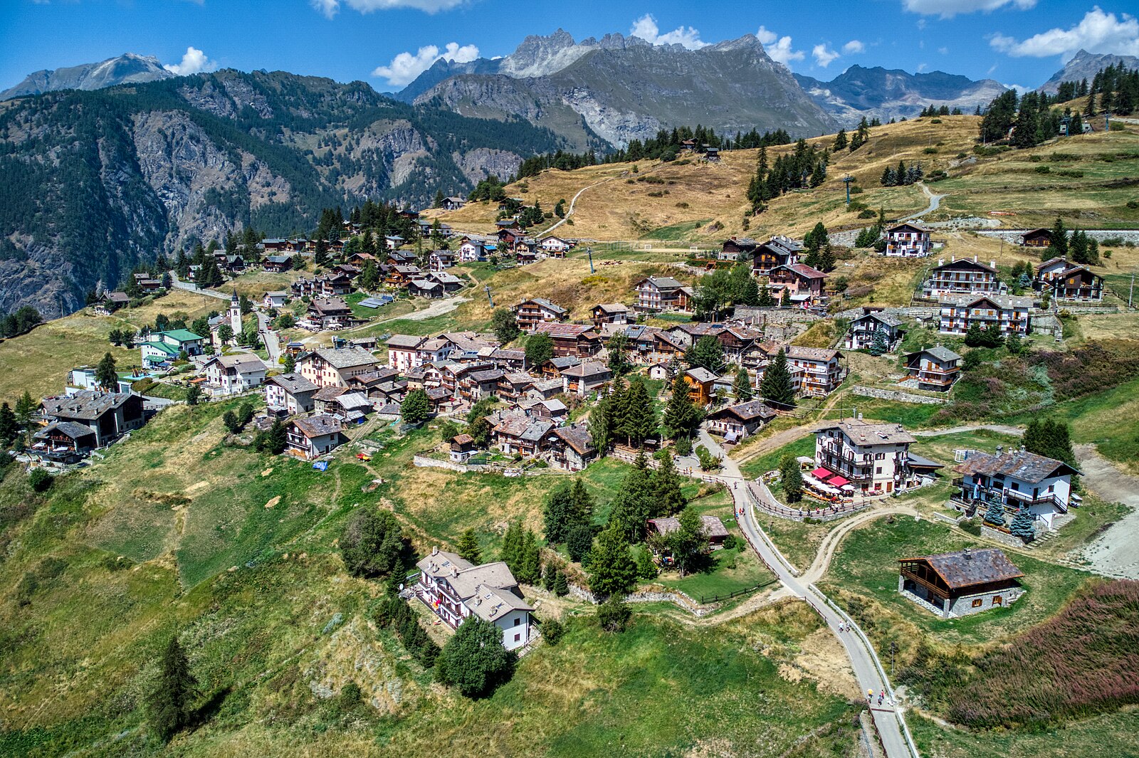 Chamois — Alpine village in Italy