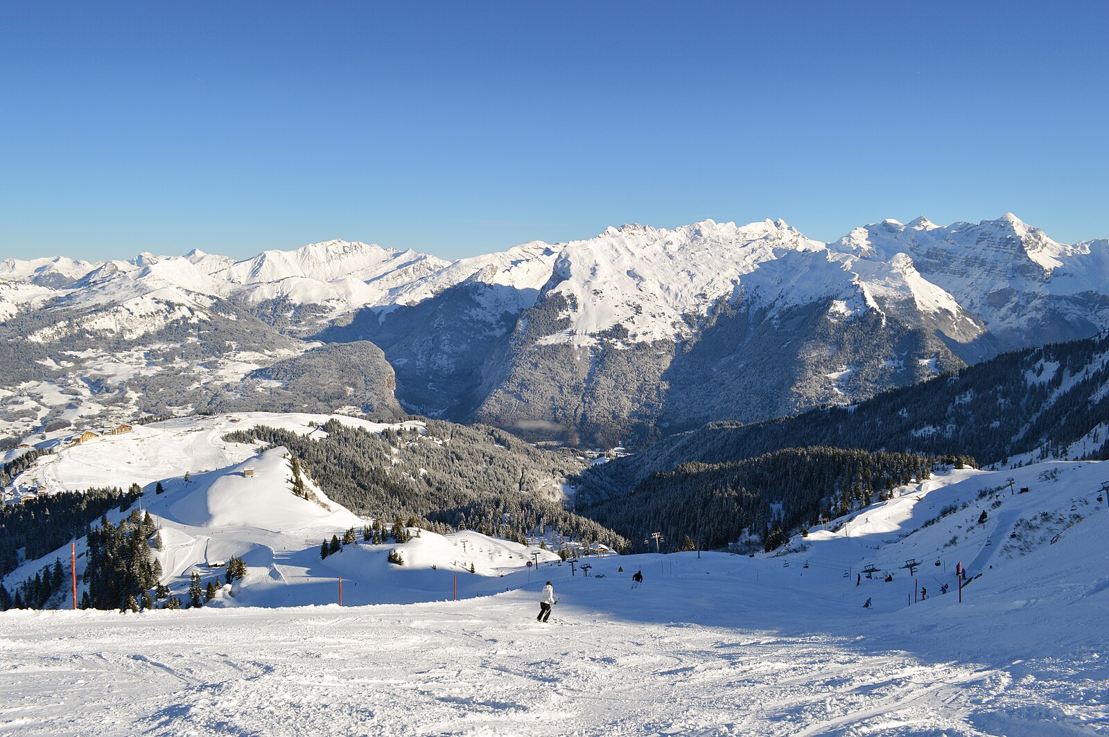 Samoëns — Alpine village in France
