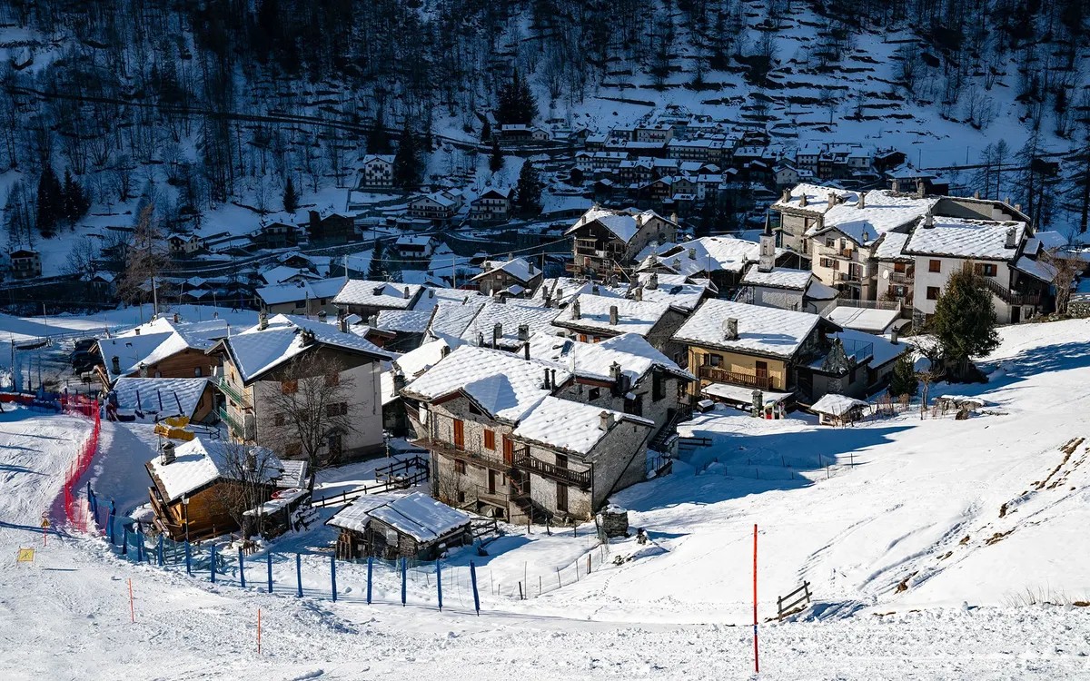 Valtournenche — Alpine village in Italy