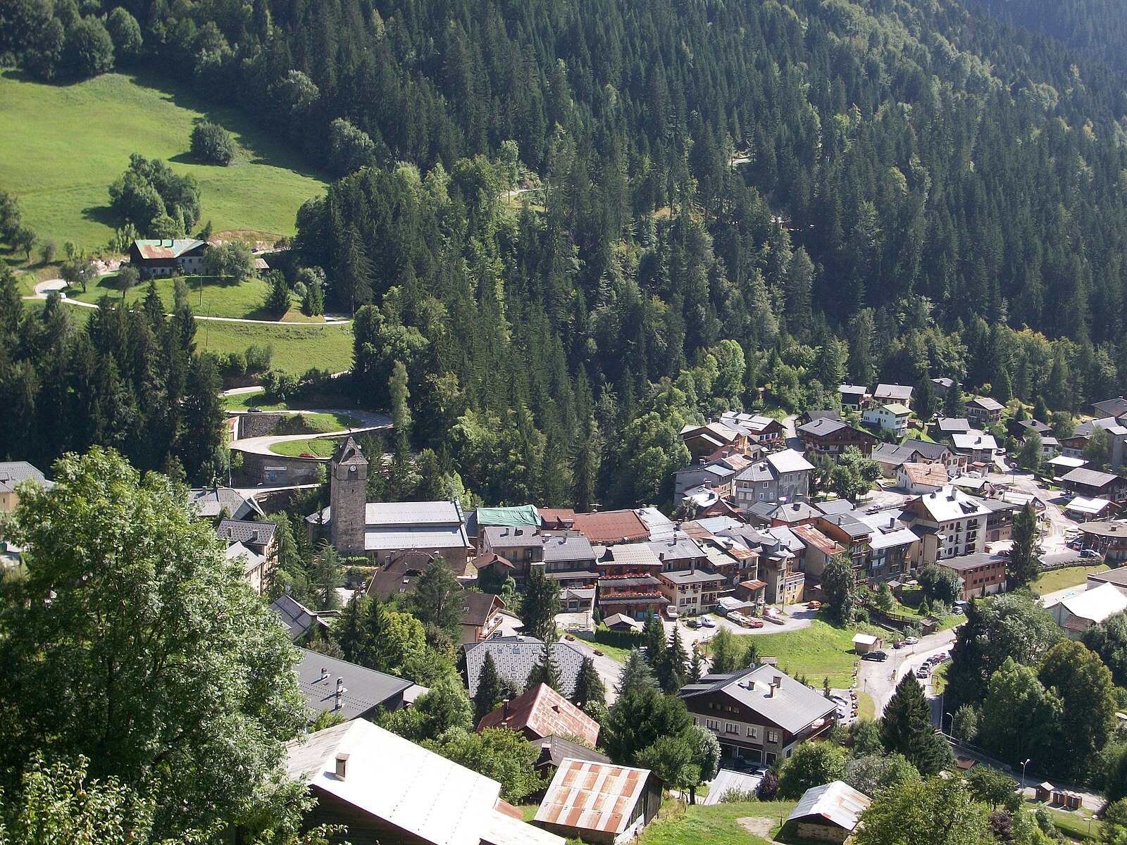 Flumet — Alpine village in France